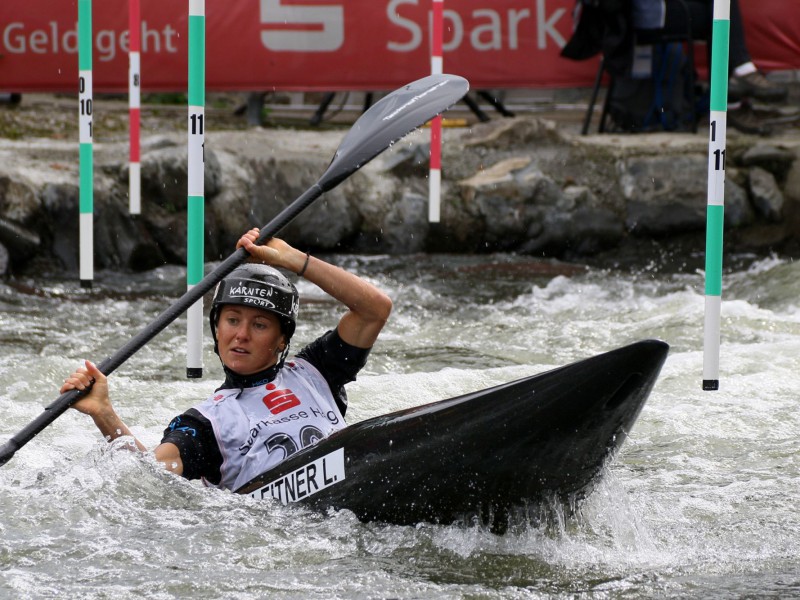 Austrians Leitner and Oschmautz show power on day one