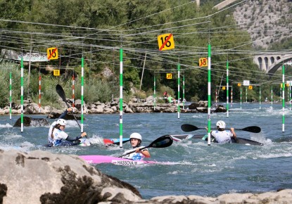 The first medals of the 2021 ECA Junior and U23 Canoe Slalom European Championships are awarded