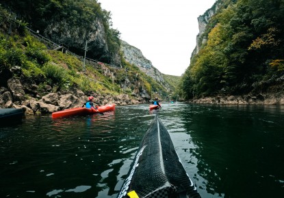 Young Czech and French wildwater paddlers excellent in sprint heats 